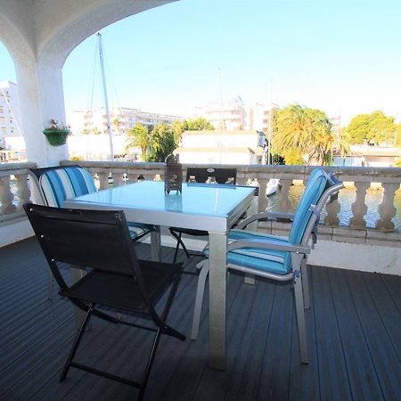 Fonda 24 Apartment Roses Bagian luar foto