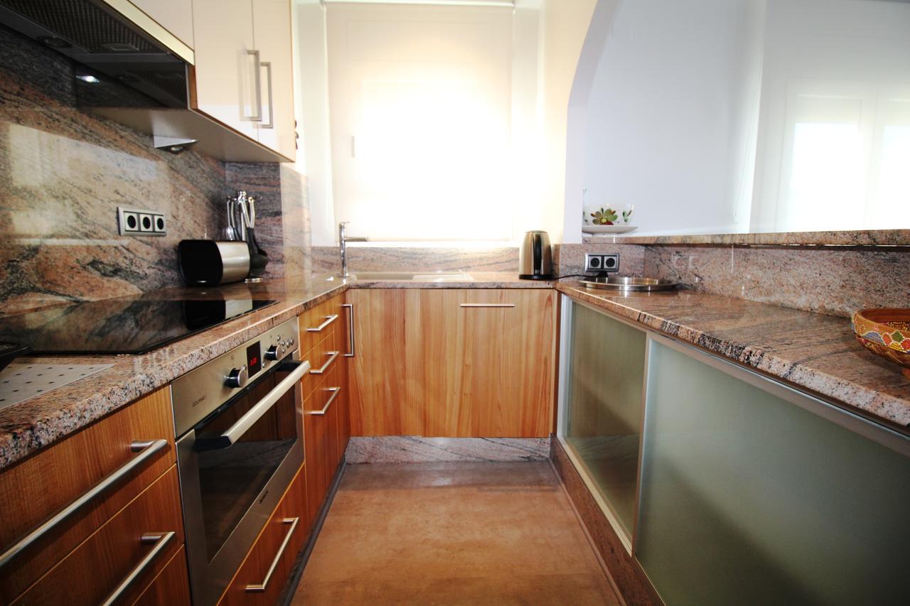 Fonda 24 Apartment Roses Bagian luar foto
